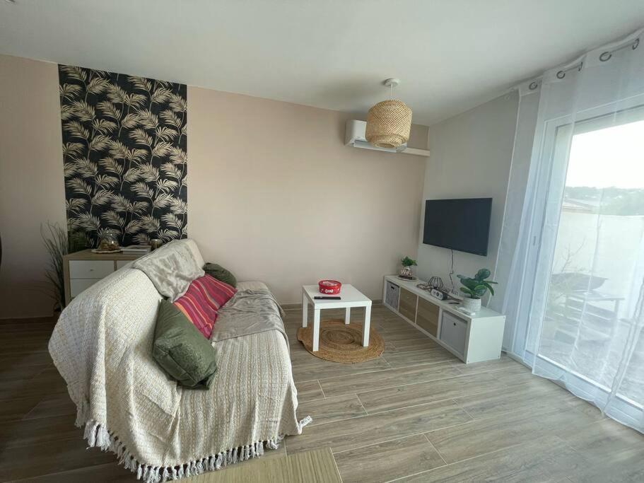 Appartement 53 M² - Pignans Au Coeur Du Var Extérieur photo